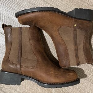 Clarks Women's Slouch Short Orinoco Club Boots - Size 6 1/2 - Worn Once!!!